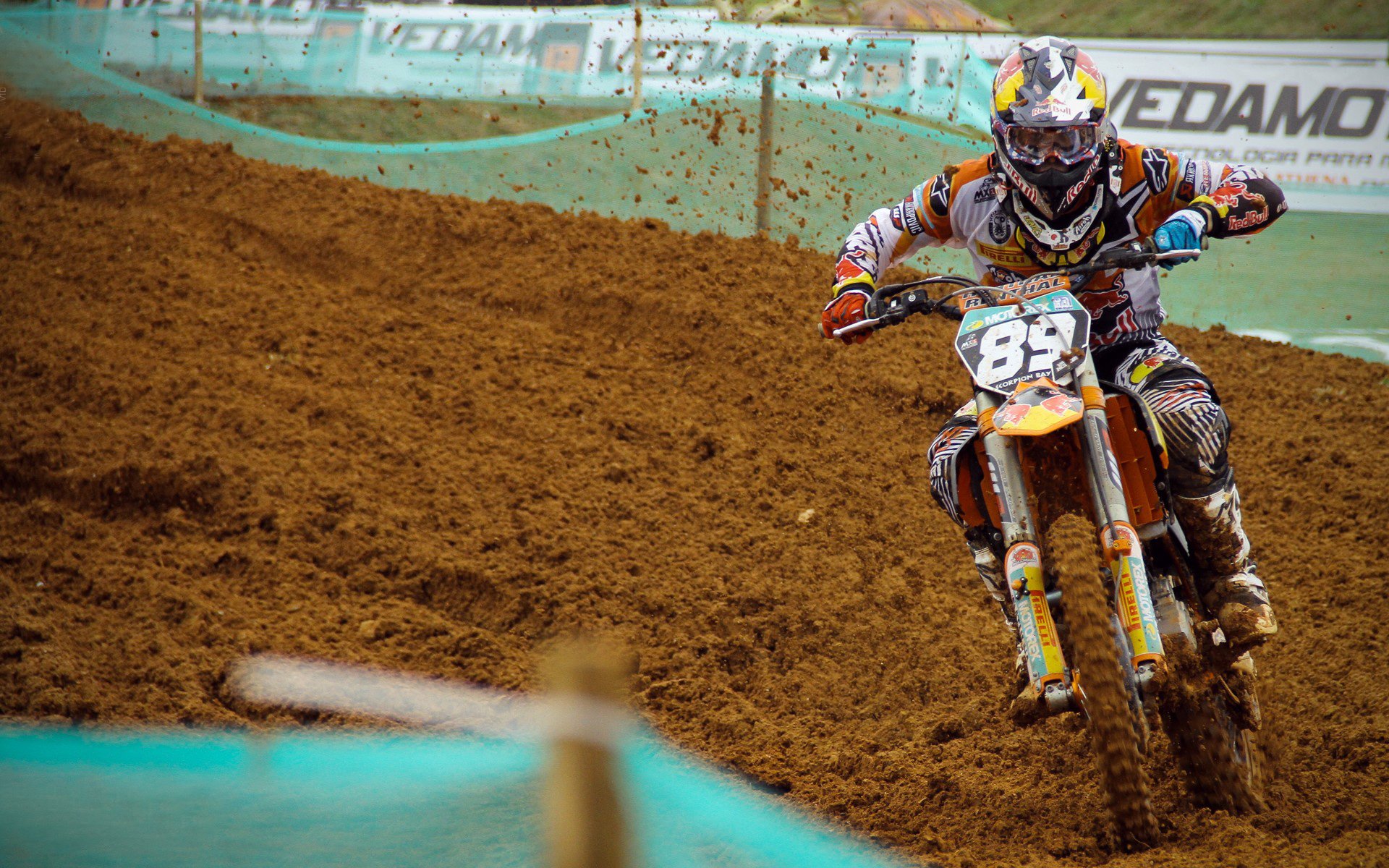 姆巴佩攻防两端统治赛场，亚特兰大踏平德国展现意式足球韧性